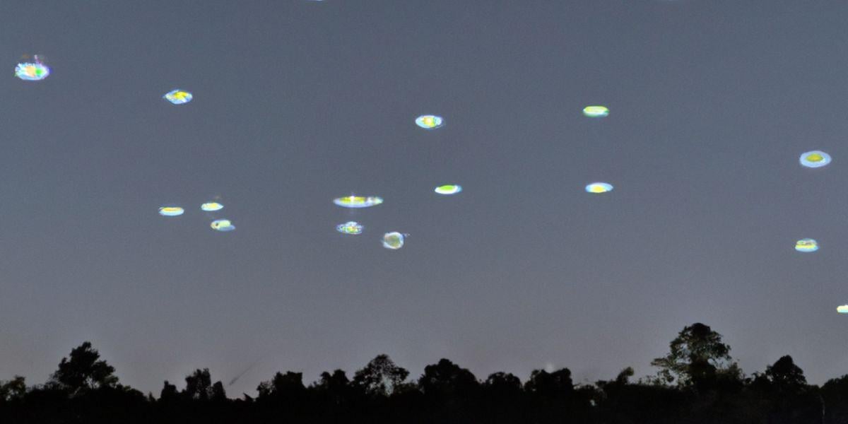 glowing-orbs-above-lansing-michigan