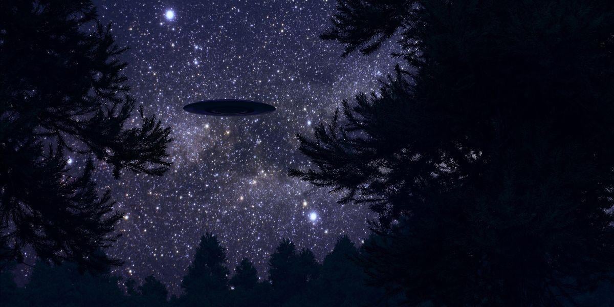 ufo-over-disneyland